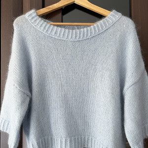 Sweterek handmade