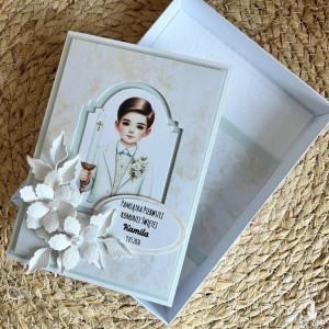 420,kartka w pudełku na komunię dla chłopca z torebką