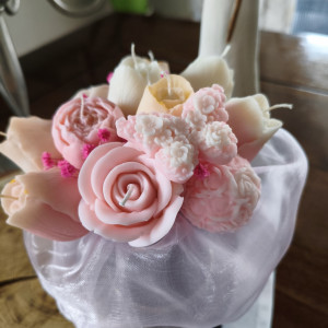 Candle flower box M wykonany z naturalnych świec sojowych z aromatem