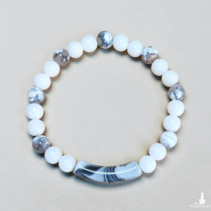 Bransoletka z koralików – elegancka biało-szara, unisex