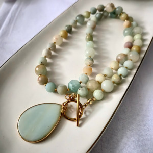 Naszyjnik z kamieni naturalnych