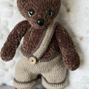 Miś Hugo- ręcznie robiony mis szydelkowy