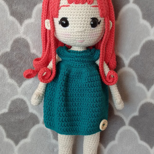 Szydełkowa lalka