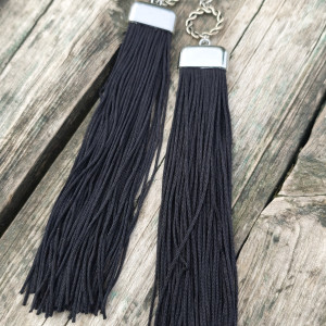 ,,czarne długie sznurki,,