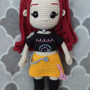 Szydełkowa lalka Mira