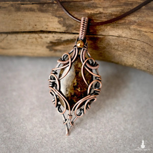 Wisior miedziany naszyjnik wiktoriański z bronzytem wire wrapping