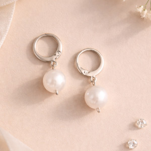 Delikatne kolczyki z perłami