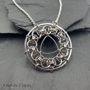 Medalion chainmaille - mistyczne koło