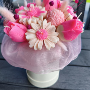 Candle flower box L wykonany z naturalnego wosku świec sojowych z aromatem