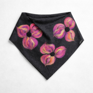Czarna chusta handmade wełniana