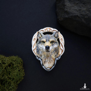 Broszka wisiorek z wilkiem i jaspisem krajobrazowym