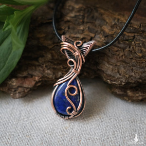 Wisiorek miedziany lapis lazuli wire wrapping