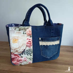 Torba w kwiaty z modnego jeansu