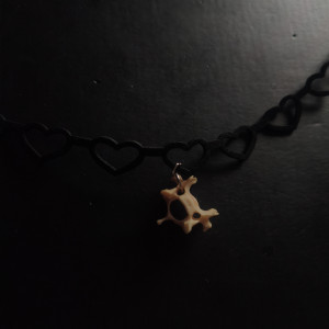 Choker czarny serca kręg kuny