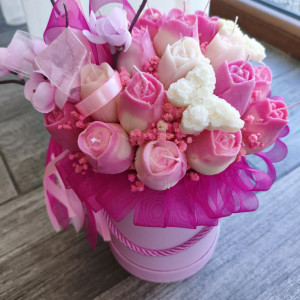 Candle flower box  XL tulipany wykonany z naturalnych świec sojowych z aromatem