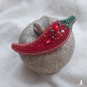 Orginalna wyjątkowa broszka PAPRYCZKA CHILI