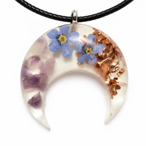 Lunula Orgonit z Ametystem i Niezapominajkami – Słowiański Wisior Handmade