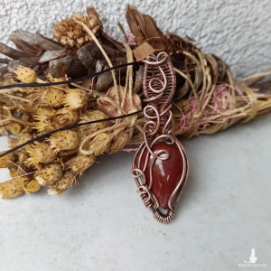 Wisiorek miedziany Mookait Naszyjnik Wire Wrapping z kamieniem naturalnym