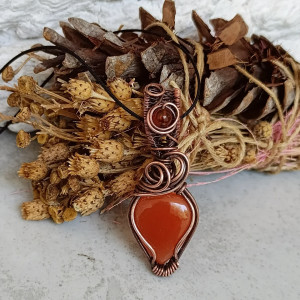Wisiorek miedziany Karneol Naszyjnik Wire Wrapping z kamieniem naturalnym