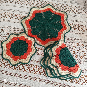 Komplet 7-miu serwetek bawełnianych szydełkowych boho