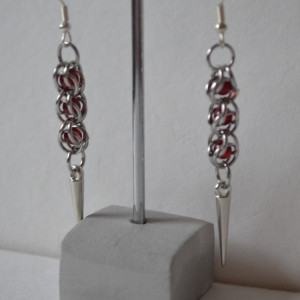 Kolczyki Chainmaille "Spiked Red"