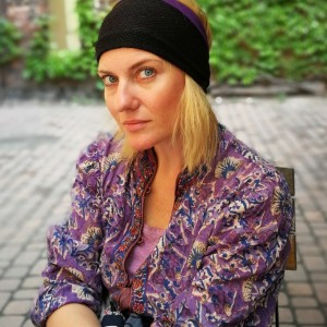 szeroka opaska koronkowa czarna podstawa fiolet