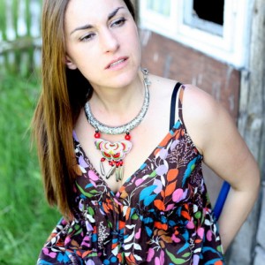 naszyjnik etniczny haftowany