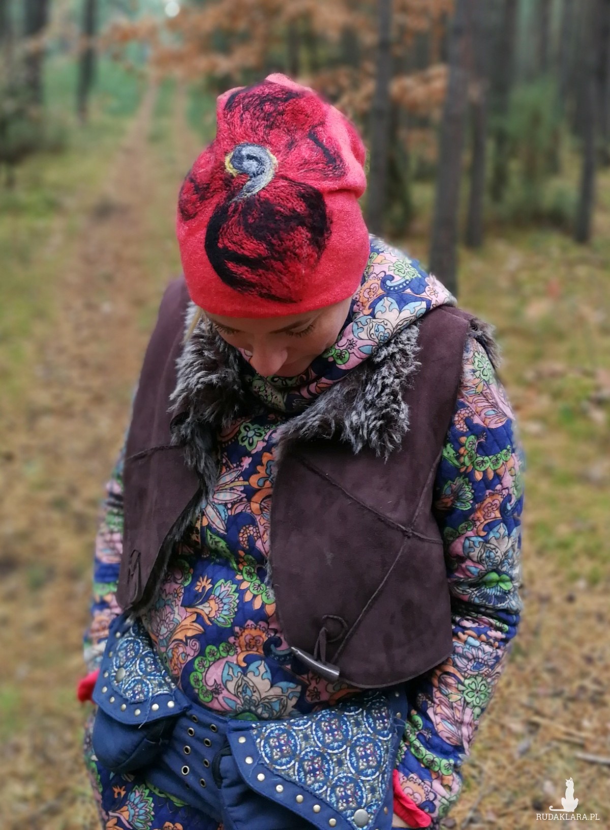 czapka malinowa wełniana zimowa folkowa boho damska handmade