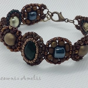 Antyczna hematyt mosiądz z odrobiną zieleni