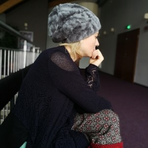 czapka futrzana zimowa ciepła handmade kolor szara