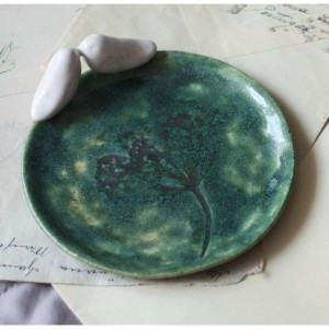 Talerzyk z koprem szmaragdowy