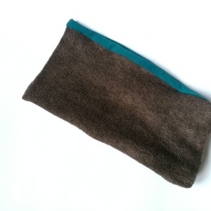 opaska ciepła brąz na turkusie miła zimowa