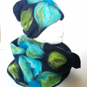 Komplet wełniany granatowy wełna merynosy kwiaty zimowy ciepły