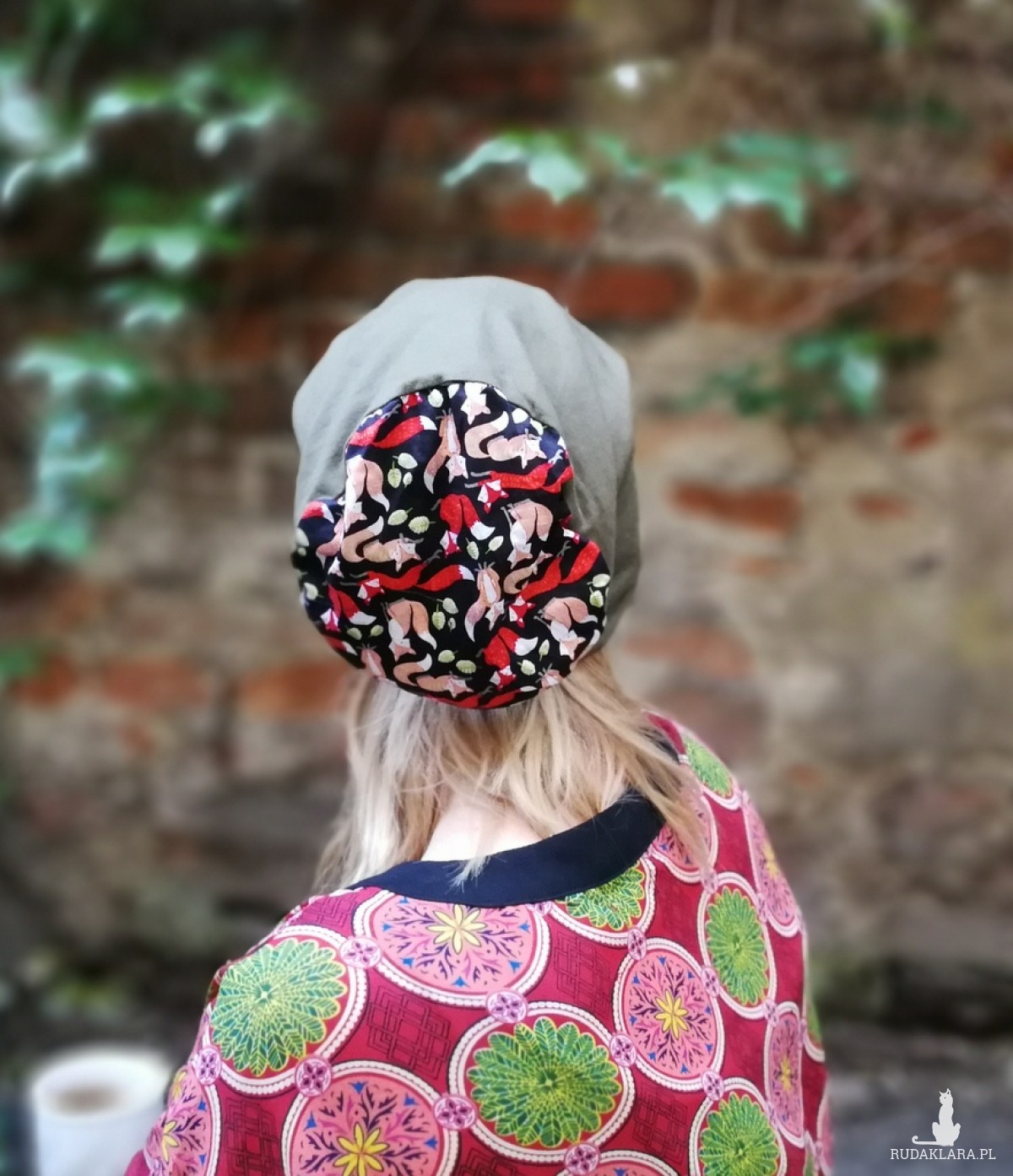 czapka damska zielona w liski wiosenna handmade