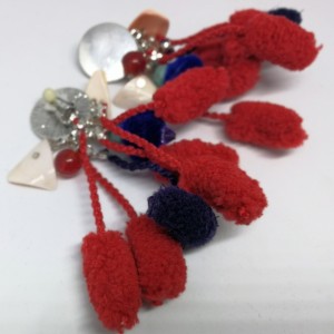 klipsy pompony etno boho czerwone