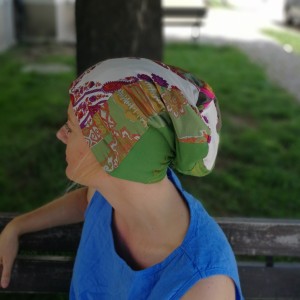 czapka damska na podszewce szyta patchworkowo