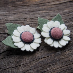 Spinki do włosów kwiatki kremowe