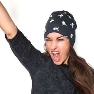 czapka damska męska w czaszki dzianinowa