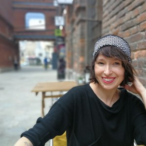 opaska damska czarno biała na podszewce sportowa