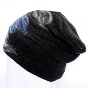 czapka handmade wełniana z kwiatem