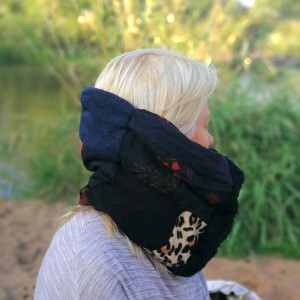 komin damski szyty patchworkowo handmade- box 44- uwaga poezja- pantera nie ma wątpliwości gdy słabszego obgryza do kosci