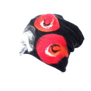 czapka handmade wełniana z kwiatem