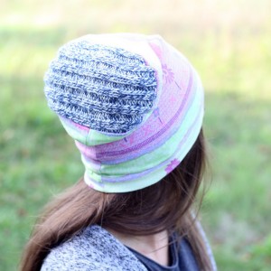 czapka dzianinowa damska we wzory