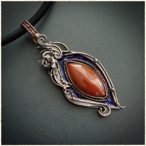 Wisiorek z Czerwonym Agatem