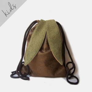 Skórzany plecak króliczek z zielonymi uszami