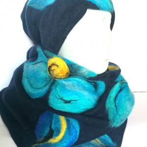 komplet wełniany granatowy wełna merynosy kwiaty