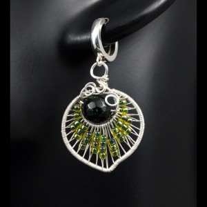 Szmaragd Nilu, Srebrne kolczyki ze szmaragdem i ze szklanymi kuleczkami, ręcznie wykonane, prezent dla niej, prezent dla mamy, biżuteria