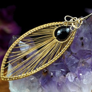 Spinel, 24 kk pozłacany wisior z kroplą spienlu, prezent dla niej, prezent dla mamy, prezent dla żony, ręcznie robiona biżuteria