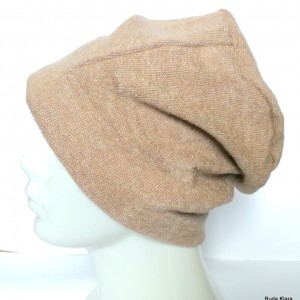 czapka damska męska unisex beżowa gładka ciepła handmade