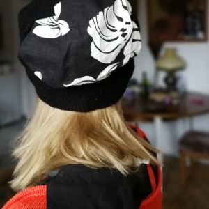 czapka zimowa dzianina wełna sportowa czarna azurowa